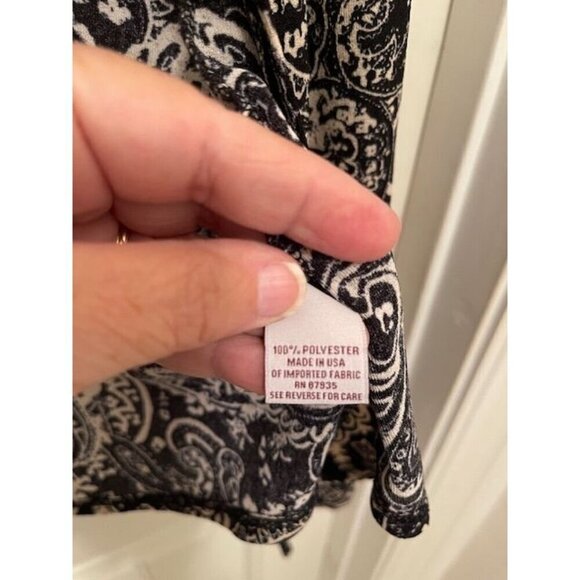 Yvos Black & White Paisley Long Sleeve Blouse WOMEN LARGE 100% Polyester - Picture 5 of 13